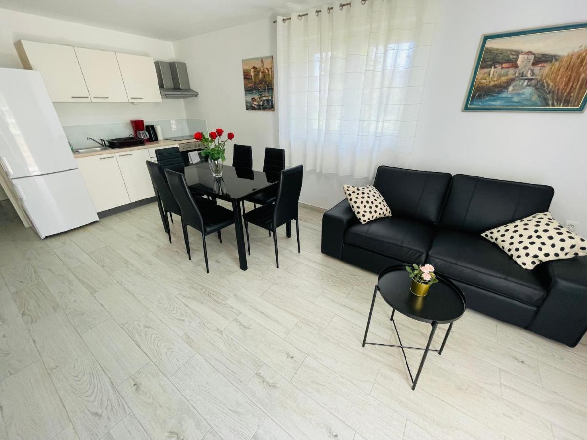 Apartment Paulina トロギール エクステリア 写真